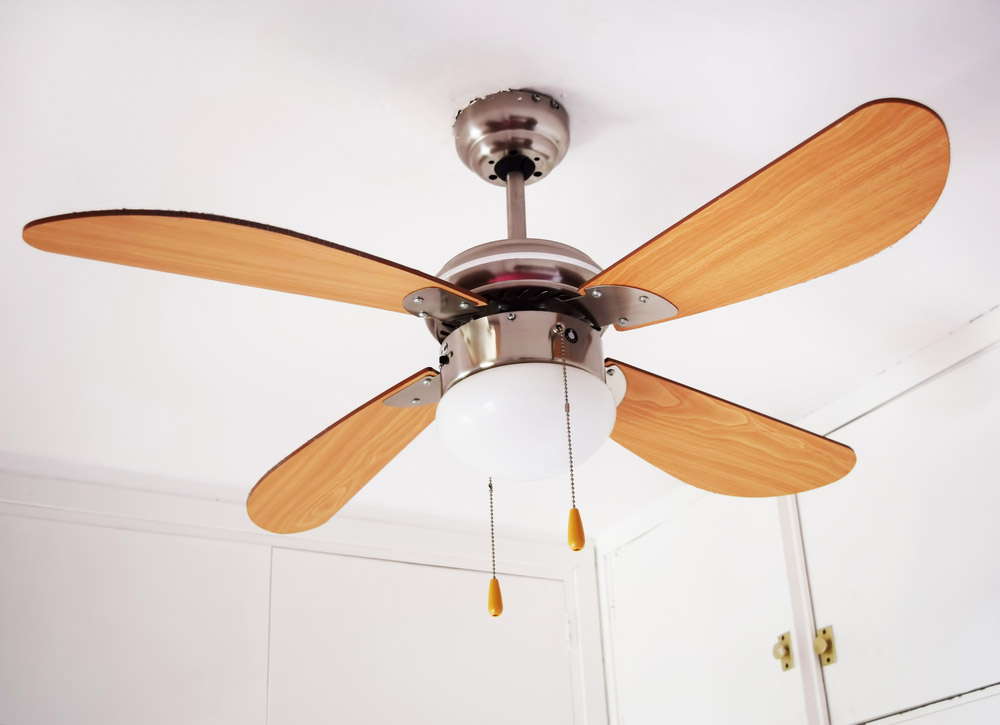 Do-Ceiling-Fans-Actually-Cool-Your-Home
